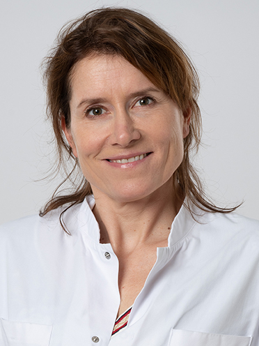 Frederieke van Duijnhoven - Surgical oncologist